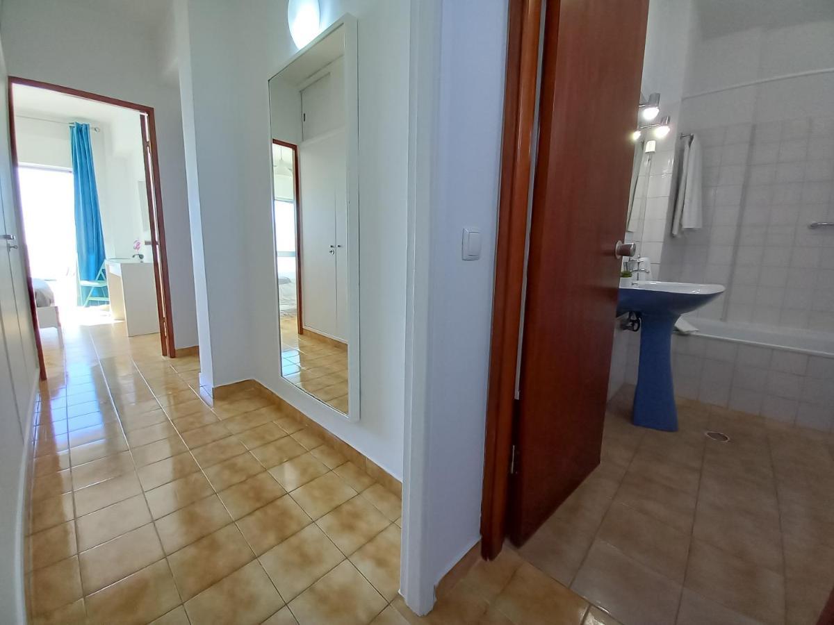 Mira Atlantico 13- Terraco Com Vista Mar E Cidade, Wifi, 80Mt Praia Quarteira Εξωτερικό φωτογραφία